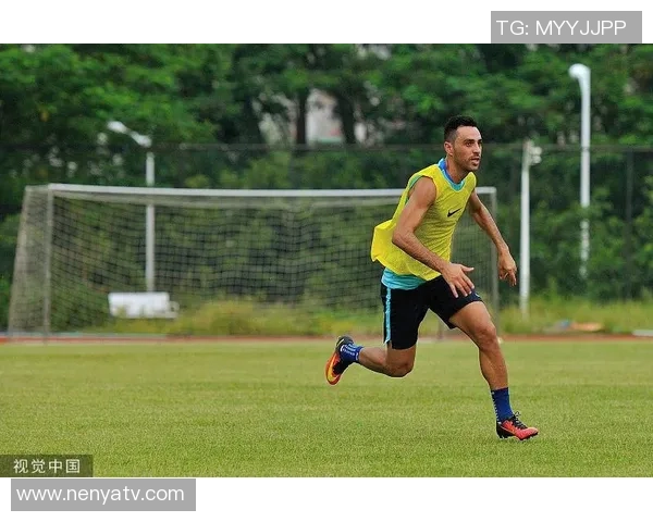 杭州羽毛球队在挑战赛中以60分稳居积分榜首位展现强劲实力