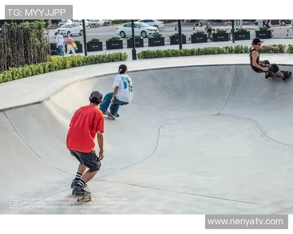 滑板文化的边缘探索：深入杭州滑板队的独特战术与风格解析